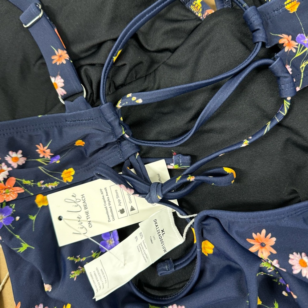 🌸SALE FLORAL RUFFLE SWIMSUIT - Picture 10 of 12
